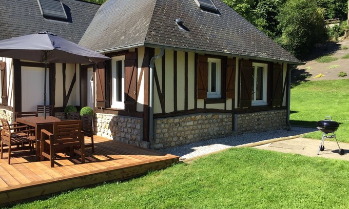 Ablon Casa | A 5 minutos de la casa de Honfleur con jardín y estacionamiento para 7 personas.