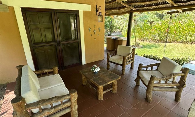 San Martin Zapotitlan Casa | ¡A 5 minutos de los parques tematicos del IRTRA! Casa ideal con piscina privada.