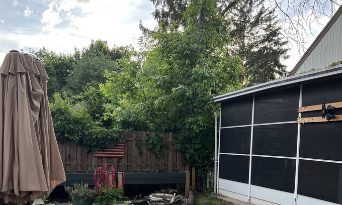 Canandaigua Casa | 5 minute walk to the lake and 7 minute drive to Canadaigua.