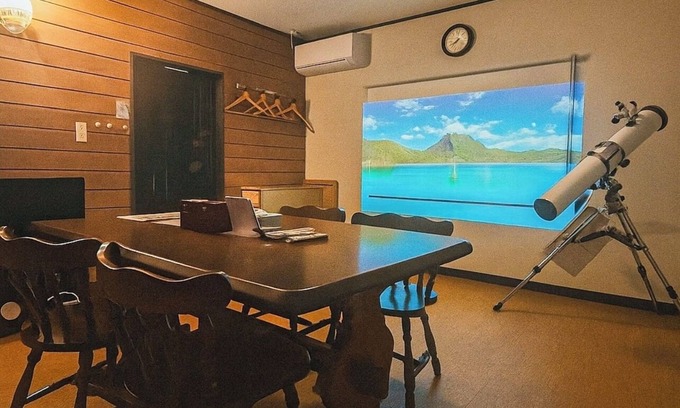 Kusatsu Onsen Casa | 5 minutes by car from Yubatake! Luxurious stay in Kusatsu with a spectacular bath and sauna with free-flowing hot-spring water from the Kusatsu Onsen hot spring and unlimited movies!