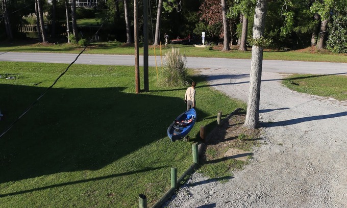 Cedar Point Apartamento | 5 minutes from the beach! Water access with kayaks and launch from house!