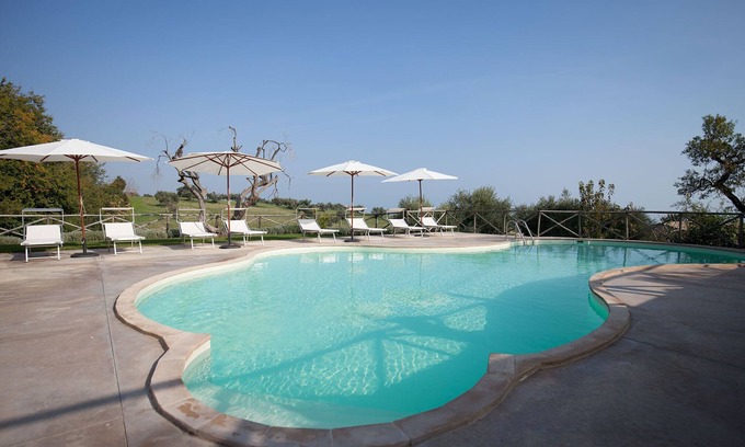 Fermo Casa | 5 minutes from the sea, panoramic terrace. the pomegranate borgocasalcristiana