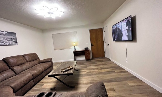 Lake Havasu City Casa | 5 Minutes to Lake Havasu State Park - Boat Parking!