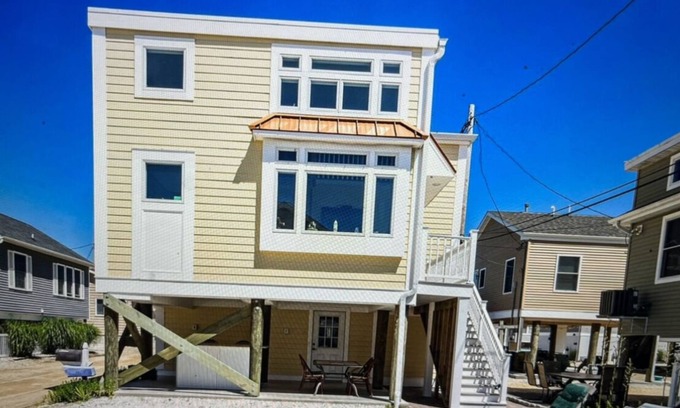 Dover Beaches North Casa | 5 minutes walk to the beach and 5 minutes walk to WAWA and minigolf