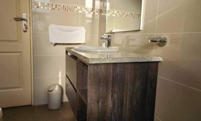 Harare Apartamento | 5 Modern 6 sleeper apartment Harare, 24h security