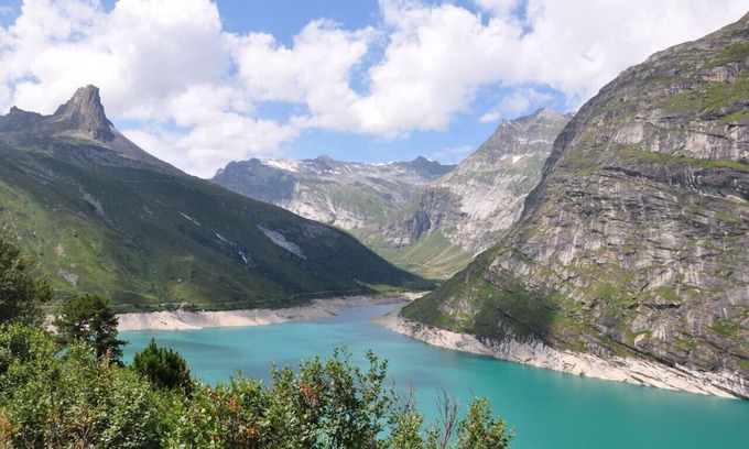 Degen Apartamento | 5* Panoramic Eco Design Apartment in Lumnezia (8 Pers. - near Flims / Laax)