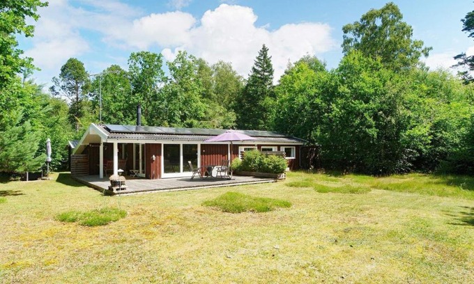 Frederiksvaerk Casa | 5 person holiday home in Frederiksværk-By Traum
