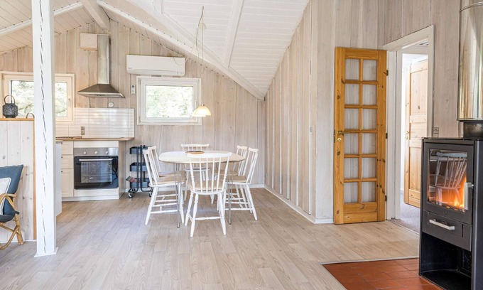 Blavand Casa | 5 person holiday home in Blåvand