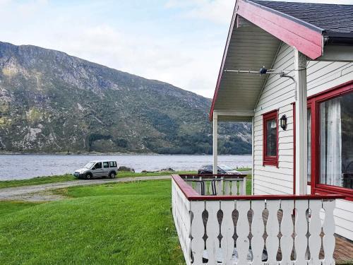 Silda Casa | 5 person holiday home in Selje-By Traum