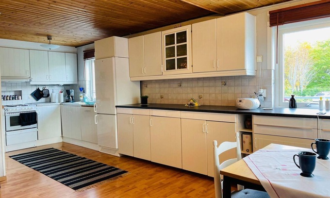 Molltorp Casa | 5 person holiday home in MÖLLTORP