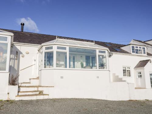 Holyhead Casa | 5 Porthdafarch South Cottages