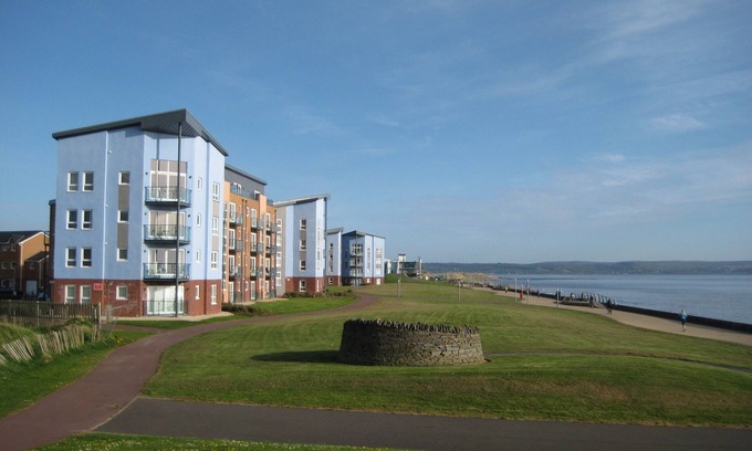 Llanelli Apartamento | 5 * Self Catering Penthouse, Llanelli, playa, vistas al mar, paseos, golf, ciclo.