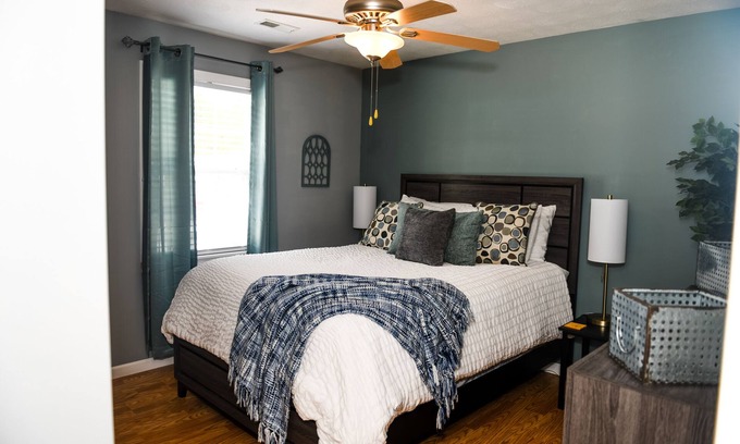 Winona Casa | 5 Star! Direct Access to Brimstone Recreation Pet Friendly Game Room