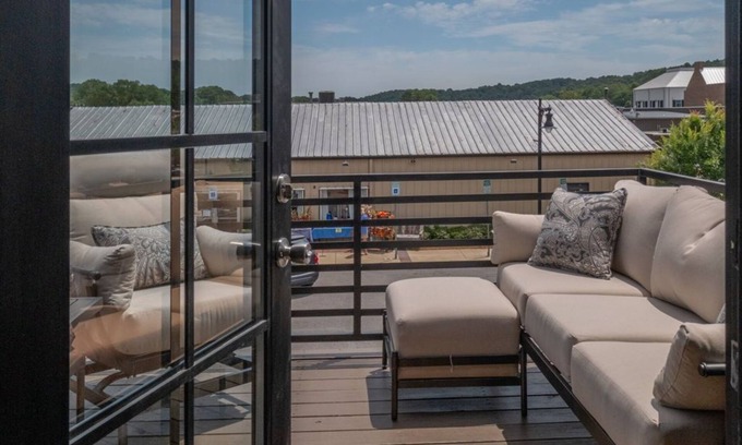 Trussville Apartamento | 5 Star Flat in Downtown Trussville