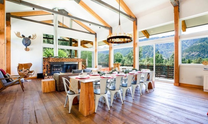 Leavenworth Cabina | Na-Mu Lodge, de Leavenworth Finest Logia