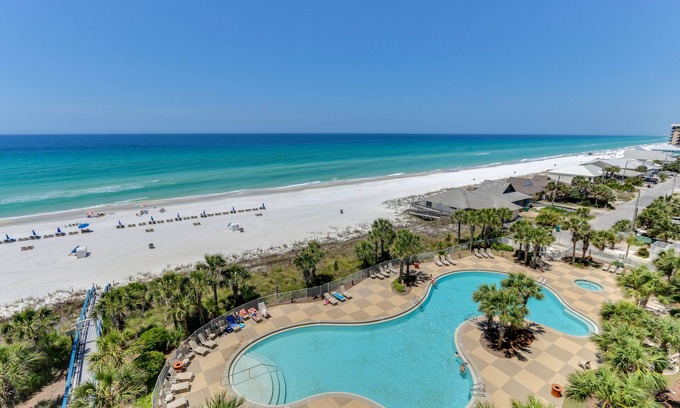 Thomas Drive Condominio | Condominio de lujo de 5 estrellas en la playa con 2 sillas de playa gratis