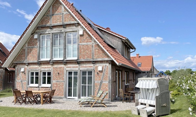 Gross Schwansee Casa | Nueva casa de 5 estrellas de lujo con entramado de madera en una ubicación perfecta