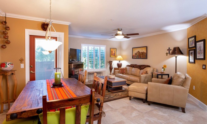 Tucson Condominio | Condominio de 5 estrellas en Ventana Canyon con piscina comunitaria climatizada
