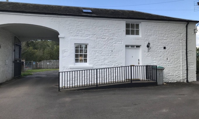 Beattock Casa | CASTILLO DE LECHE, 5. TELFORD MEWS, BEATTOCK, MOFFAT