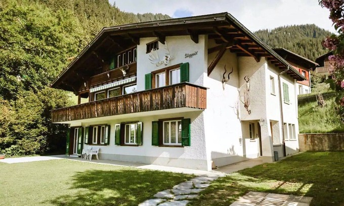 Adelboden Chalet De Esquí | 5-Zimmerwohnung 1. und 2. Stock im Zentrum von Adelboden