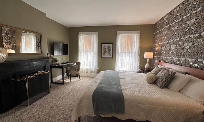Italian Village Cama Y Desayuno | 50 Lincoln Short North B&B