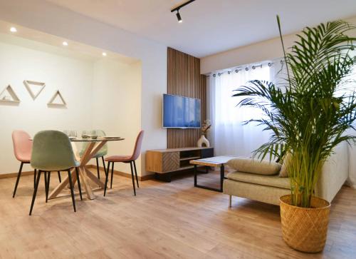 Les Baumettes Apartamento | 50 m plage & tram superbe appart récent