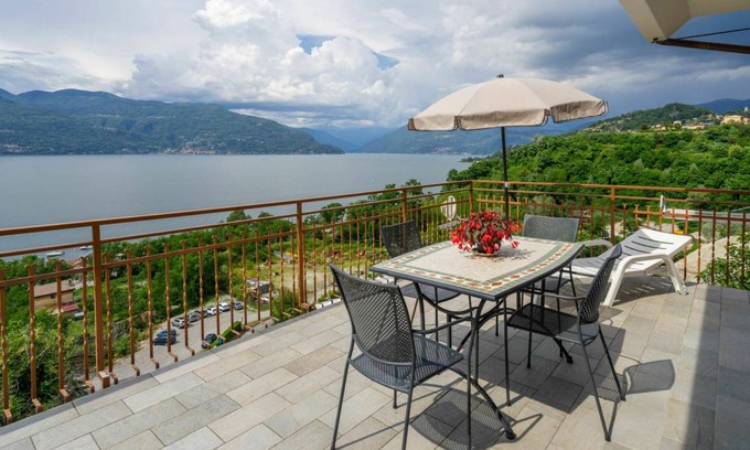 Porto Valtravaglia Apartamento | 50 m² Apartamento ∙ 1 habitación ∙ 4 huéspedes