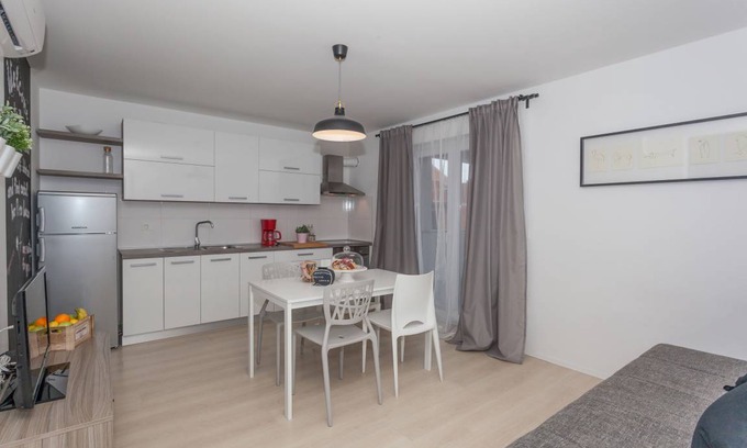 Biograd na Moru Apartamento | 50 m² Apartamento ∙ 1 habitación ∙ 4 huéspedes