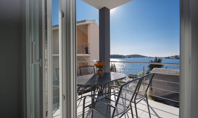 Rogoznica Apartamento | 50 m² Apartamento ∙ 1 habitación ∙ 4 huéspedes