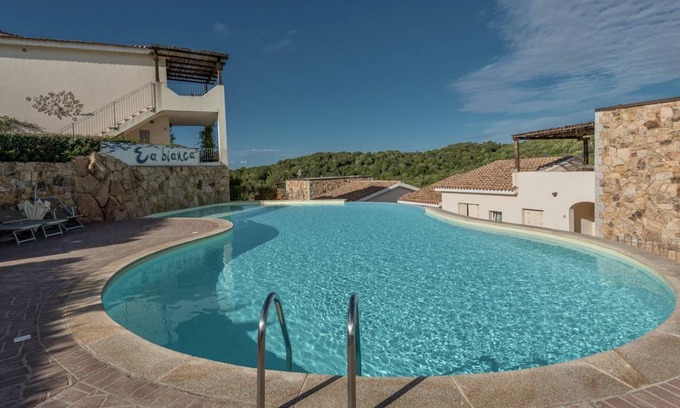 Baja Sardinia Apartamento | 50 m² Apartamento ∙ 1 habitación ∙ 4 huéspedes