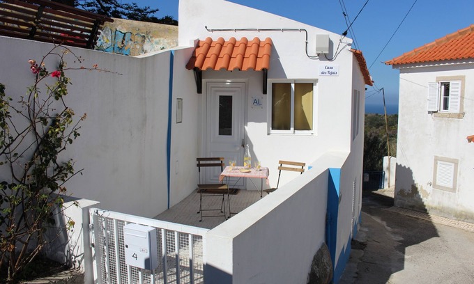 Almocageme Cabaña | A 500 m de la playa, a su familia, a sus niños y sus animales.