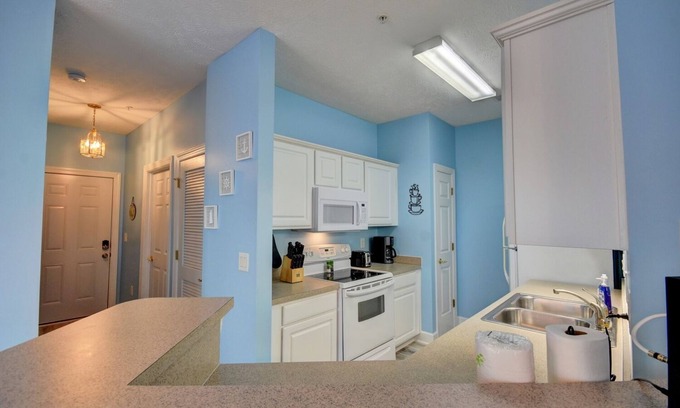 Waterford Plantation Condominio | 5001 Harvest Drive #103 3 Bedroom Condo by Redawning