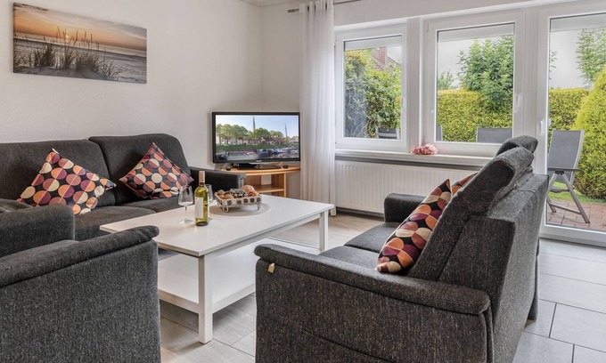 Horum Casa | 50037 Friesendomizil - Simply relax and unwind: The quiet location