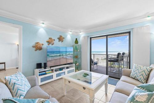 New Smyrna Beach Apartamento | 507- Ocean View 2 bedroom top floor