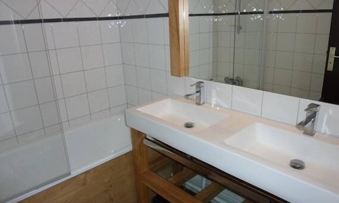 Val-Thorens Apartamento | 200m del centro estación, 6.o piso, balcón, tv, local para esquís, 42m², Val Thorens
