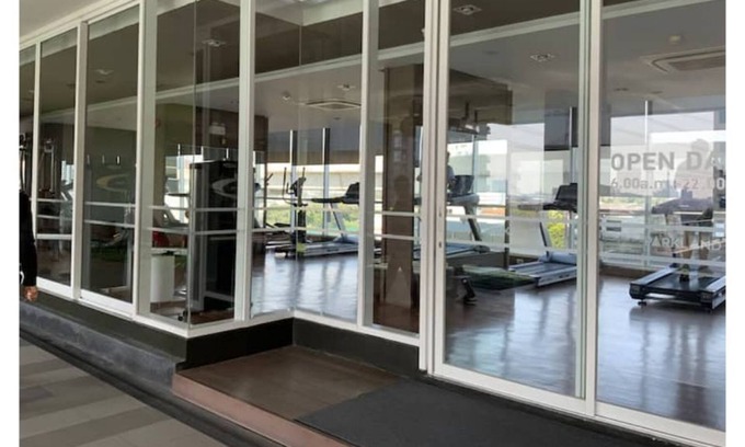 Wong Sawang Apartamento | 50m MRT, Big C, 1 BR condo with Sauna, Pool & Gym