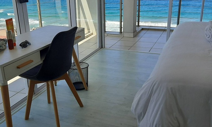 Selection Beach Apartamento | 511 Umdloti Resort -sea & breakers view to die for
