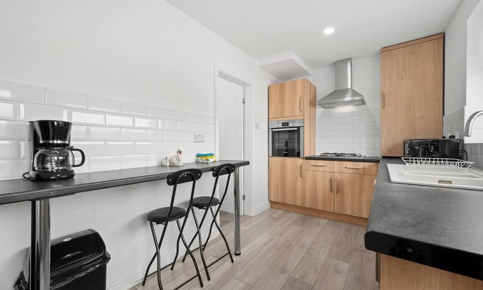 Belle Vue Casa | 52 Furnival Road Manchester