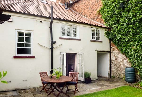 Brigg Cabaña | 54 Bridge Street, BRIGG