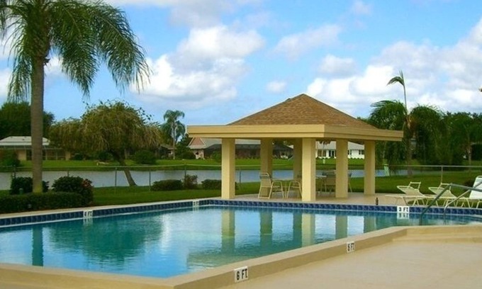 Venice Condominio | 55+ Comunidad friendly Activo