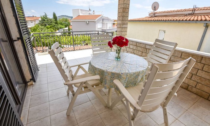 Rogoznica Apartamento | 55 m² Apartamento ∙ 2 habitaciones ∙ 5 huéspedes