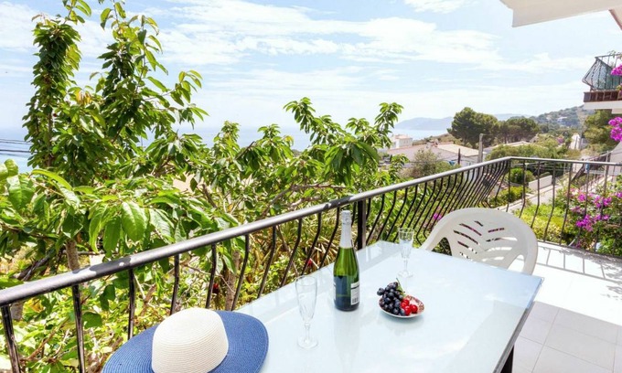 Llanca Apartamento | 55 m² Apartamento ∙ 2 habitaciones ∙ 5 personas