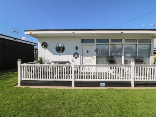 Chapel Saint Leonards Casa | 56 Cherry Park Chalet