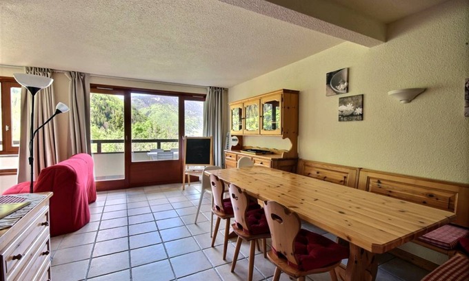 Saint-Jean-dʼAulps Apartamento | 56 m² Apartamento ∙ 2 habitaciones ∙ 6 huéspedes