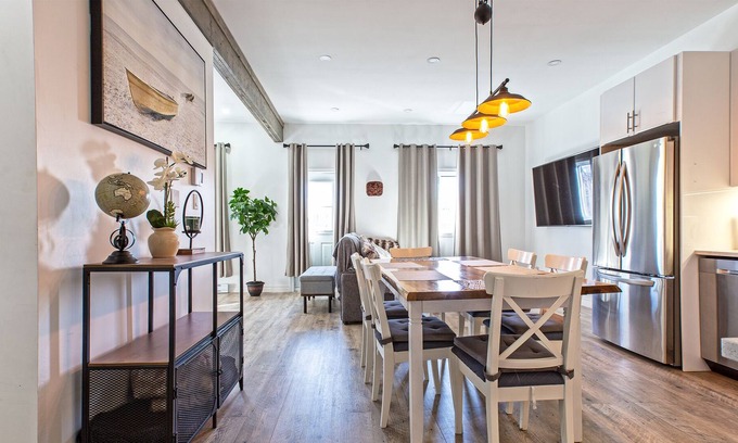 Cote-Saint-Paul Apartamento | 5705-Modern 2 BD / fully equipped, near DT MTL