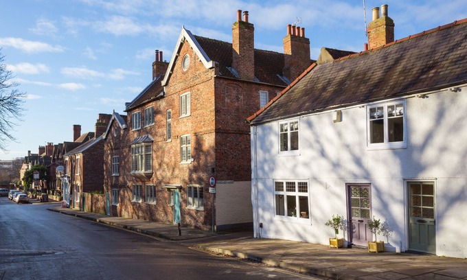 Bootham Cabaña | 58 Marygate. Una hermosa y céntrica casa de 300 años con 4 dormitorios.