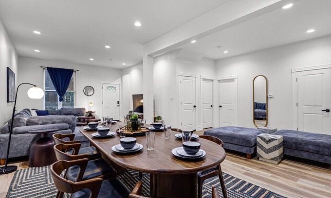 Tower Grove South Casa | 5BR Family Home with Games, BBQ Grill & Firepit