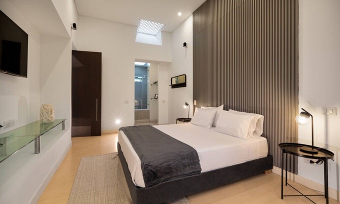El Tesoro Casa | 5BR House Near Provenza pool table&Private Jacuzzi