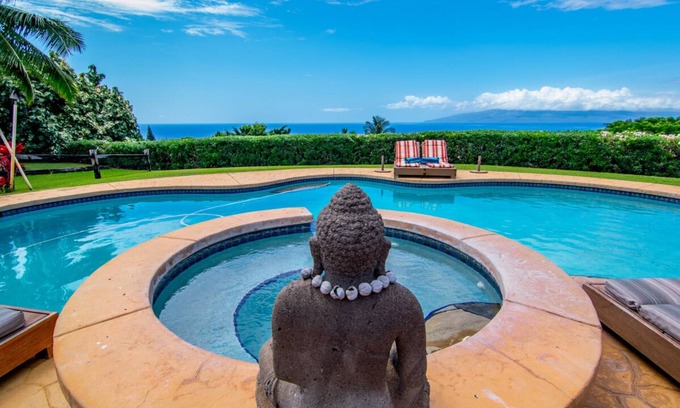 Historic Lahaina Front Street Casa | Impresionante Custom West Maui Ver Estate Launiupoko