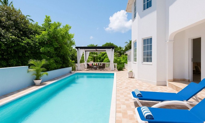 Tower Isle Villa | Totalmente dotado de personal, villa W / increíbles vistas al océano, que le ofrece comodidad y conveniencia